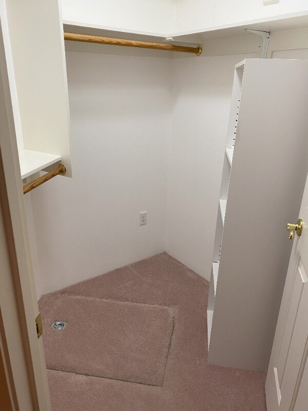 Building Photo - 714 Cherrywood Dr