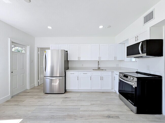 Building Photo - 10235 SW 177th St
