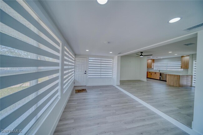 Building Photo - 5150 York Ct