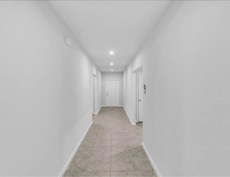 Building Photo - 814 172nd Ct E