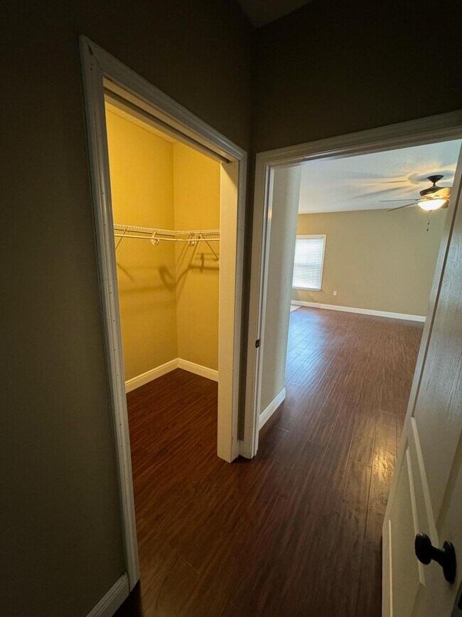 Building Photo - 41 Cactus Rd