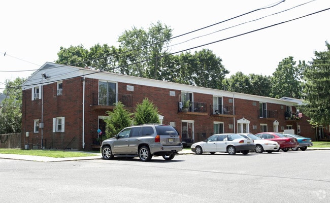 Building Photo - 8 Monmouth Ave