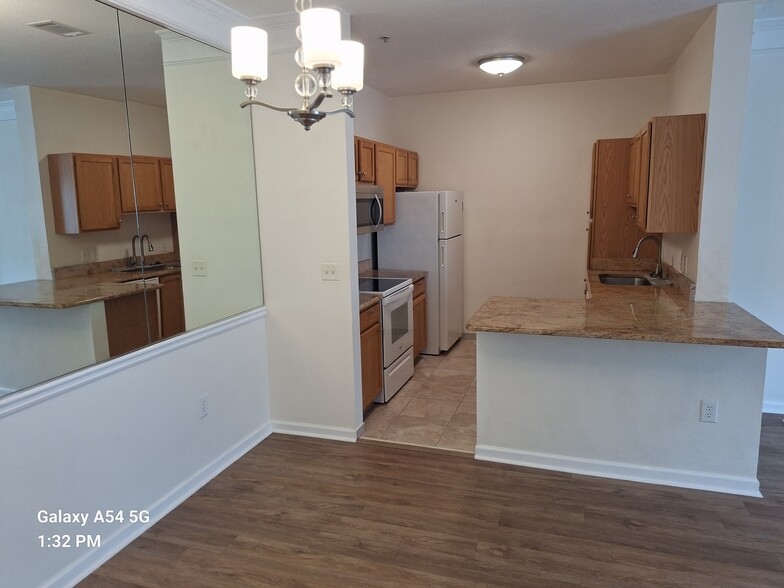 Dining area to the kitchenl - 4802 51st St W