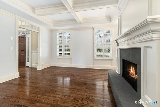 Building Photo - 59 Crescent Rd