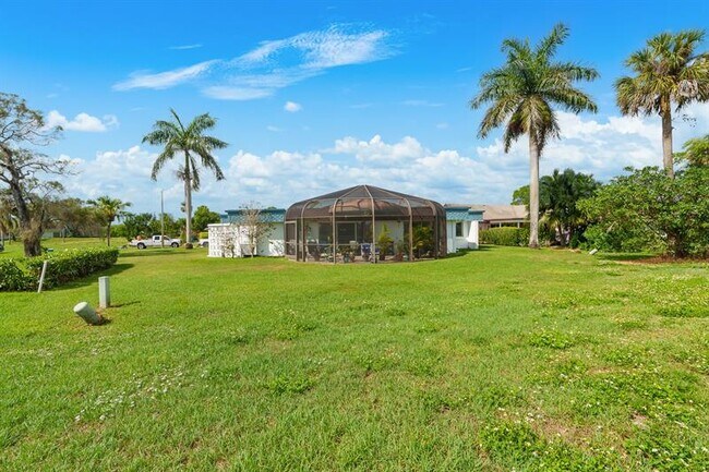 Building Photo - 5100 Yellow Pine Ln