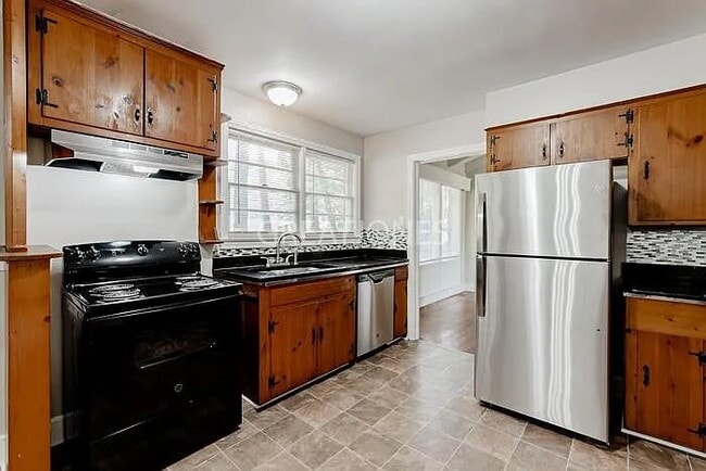 Building Photo - 1317 HardScrabble Road, 29203; #1686 - 1686