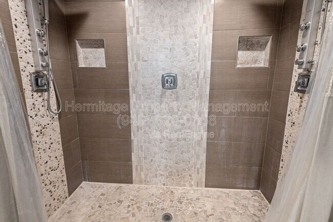 Building Photo - 500 Cagney Ln