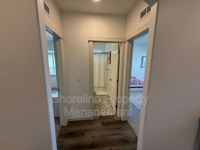 Building Photo - 10093 W Novato Dr