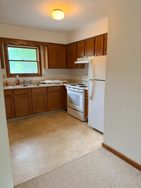 Building Photo - 141 Shirley Cir