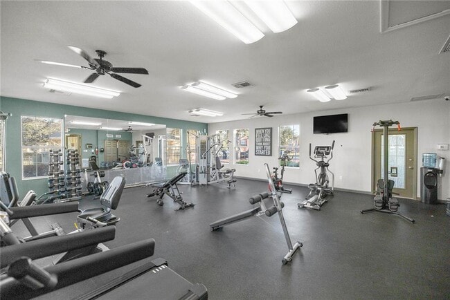 Building Photo - 4110 SW 54th Cir