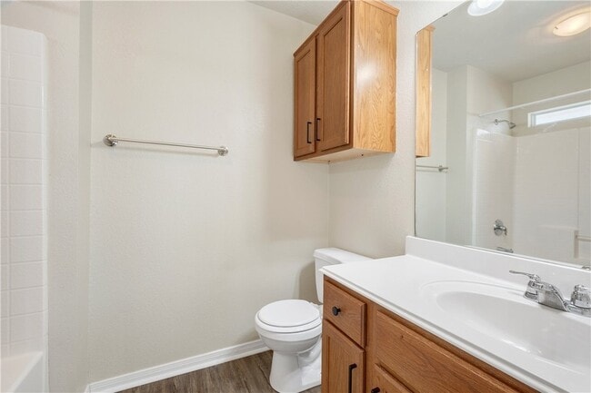 Building Photo - 2919 McLaren Dr