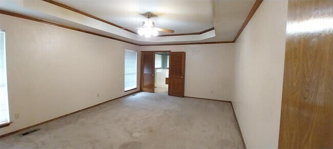 Building Photo - 441 Cactus Rd