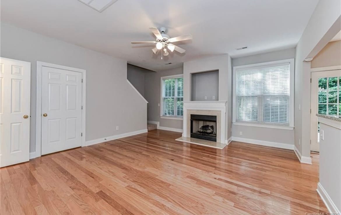 Building Photo - 4460 Coventry Row Ct