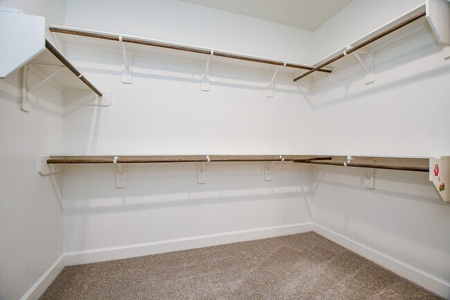 Building Photo - 21312 Palm Arbor Dr