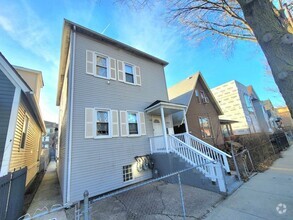 Building Photo - 1722 N Kimball Ave
