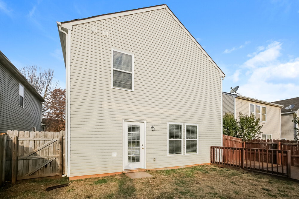 Building Photo - 7322 Fox Point Dr