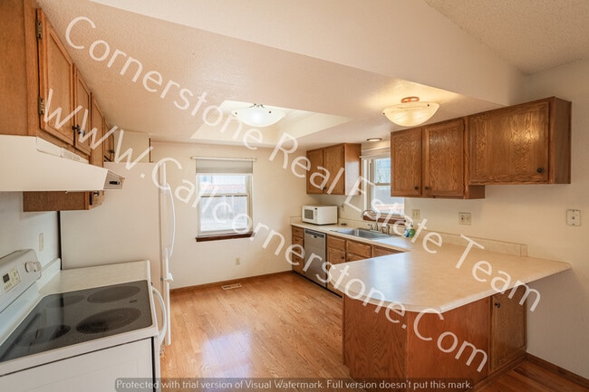 Building Photo - 7715 Chateau Ct