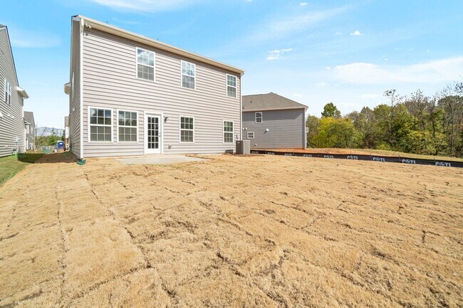 Building Photo - Almost Brand New Home 4 Bedroom with 2.5 b...