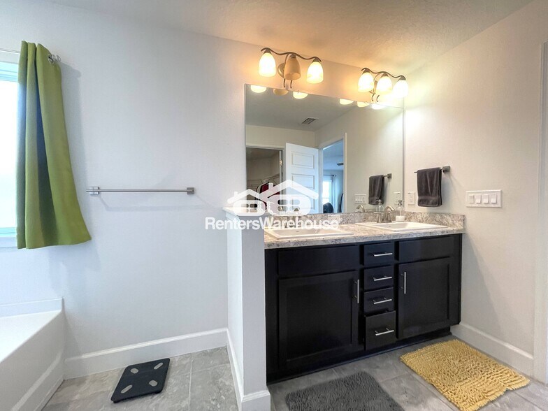 Building Photo - 11819 Sutter Gate Loop