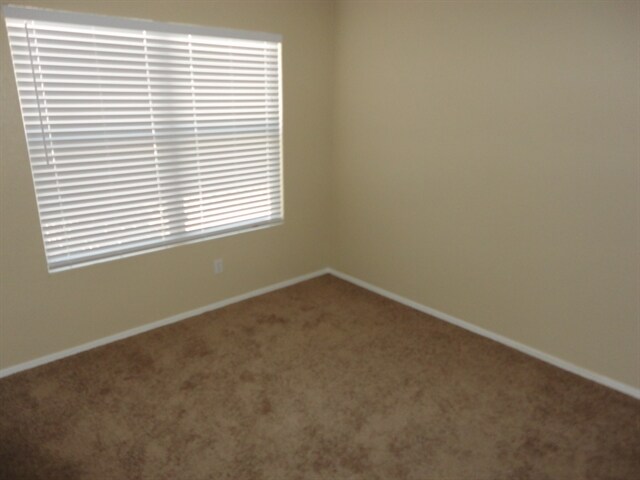 Building Photo - 1767 W Rue De La Montagne