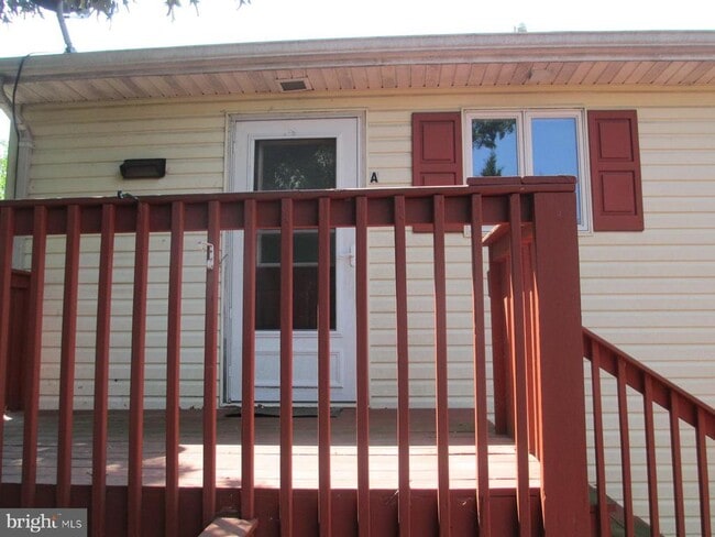 Building Photo - 25440 Luhaven