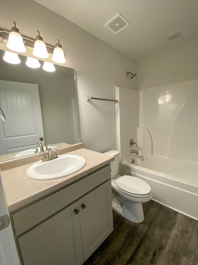 Building Photo - 4 bed, 2 bath built in 2023 in Olive Branch