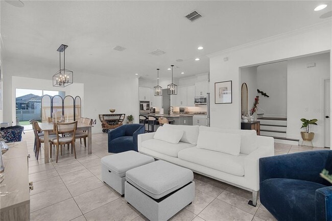 Building Photo - 15419 Uglis Aly