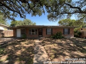 Building Photo - 4543 Cambray Dr