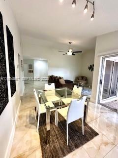 Building Photo - 1542 Springside Dr