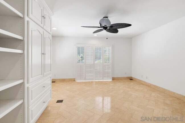 Building Photo - 2841 Cacatua St