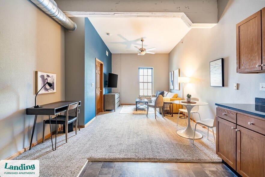 Building Photo - 200 Seneca St