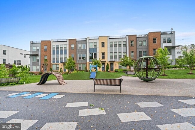 Building Photo - 5120 Longstone Way