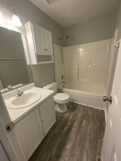 Building Photo - 1415 Furnish Dr