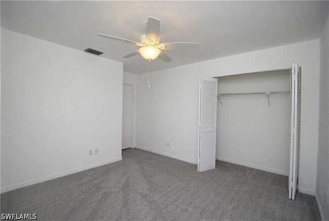 Building Photo - 224 Erie Dr