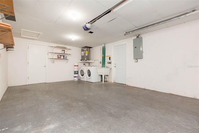 Building Photo - 7204 Potomac Dr