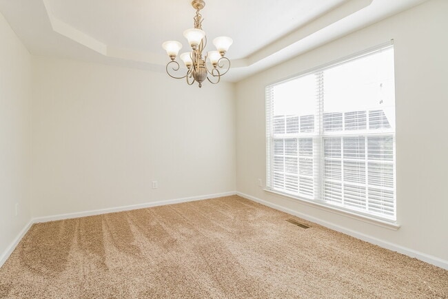 Building Photo - 5525 Craftwood Dr