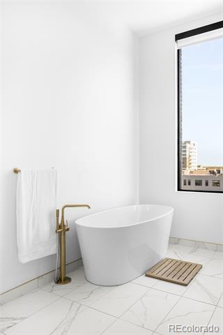 Building Photo - 3520 Chestnut Pl