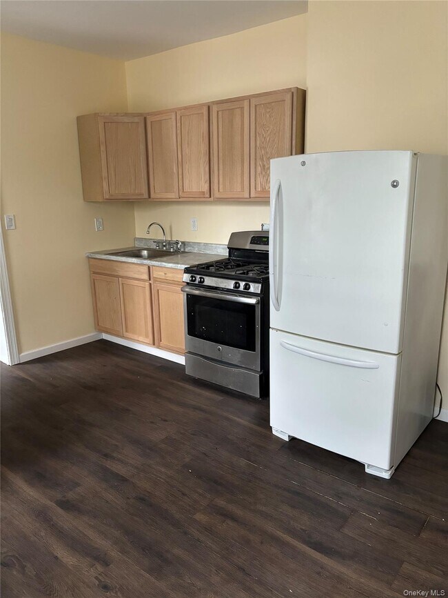 Building Photo - 248 Sommerville Pl