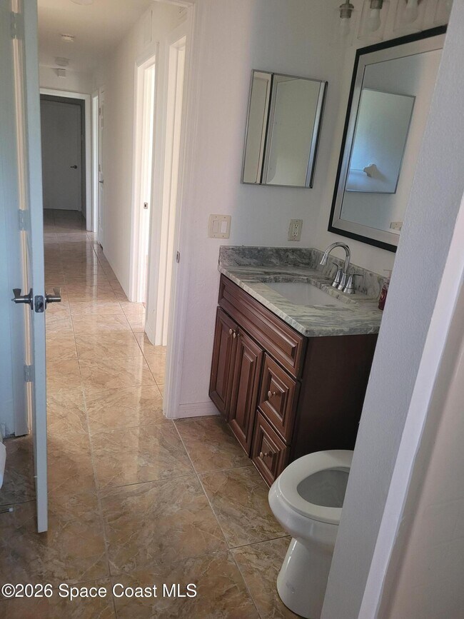 Building Photo - 231 Alcantarra St NW