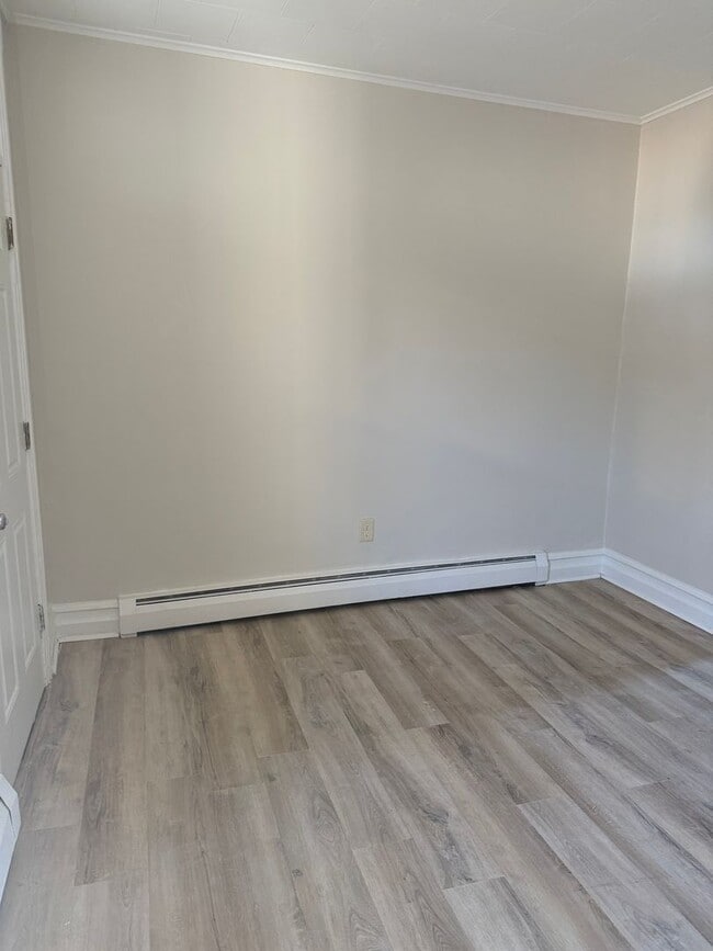 Building Photo - Spacious 3BR House in Columbia!