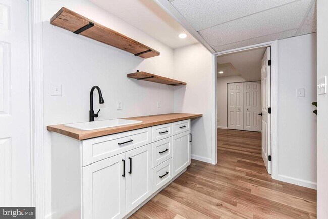 Building Photo - 4706 8th Rd S