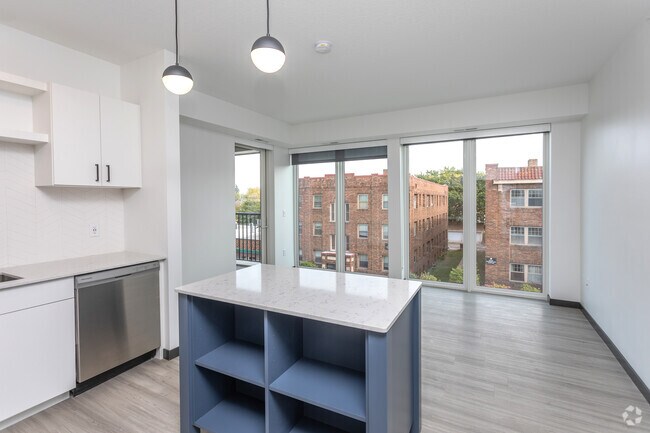 2BR, 2BA - 786SF - Kolo Apartments