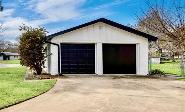 Building Photo - 4809 Blaney Ave