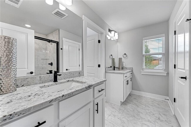 Building Photo - 55 Watson Ln