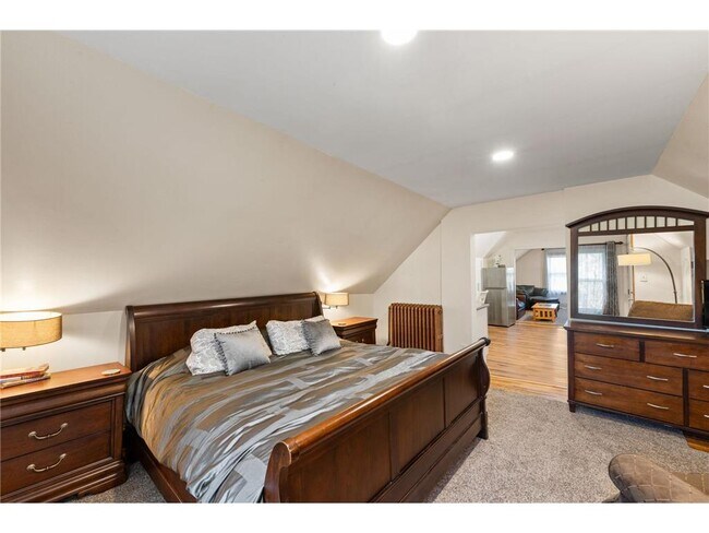 Building Photo - 2707 Garfield Ave