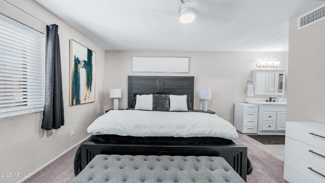 Building Photo - 2615 Hayden Rd