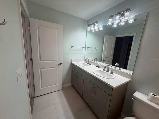 Building Photo - 11779 Glenside Ter