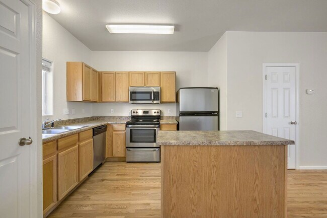 Building Photo - 2756 Scotchbroom Point