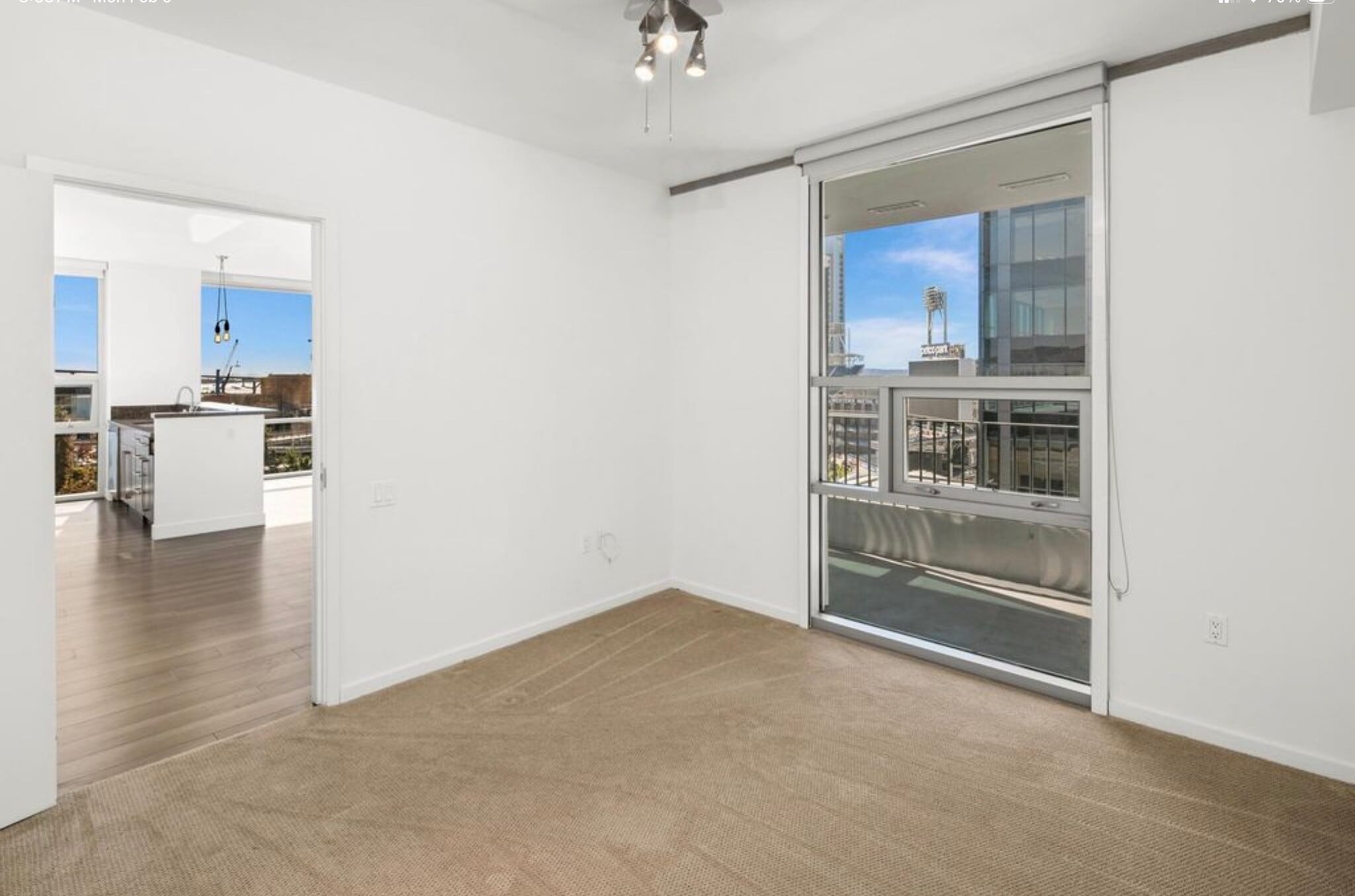 Building Photo - 321 10th Ave