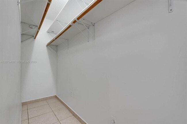 Building Photo - 1655 NE 115th St